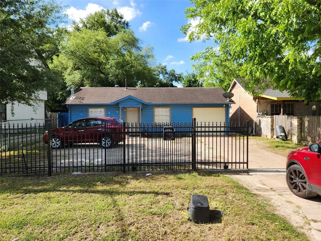 1716 Roxella Street Houston TX 77093