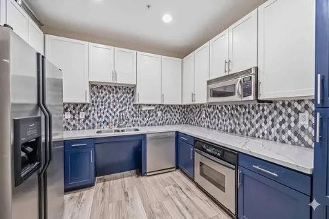 2299 Lone Star Drive 327 Sugar Land TX 77479