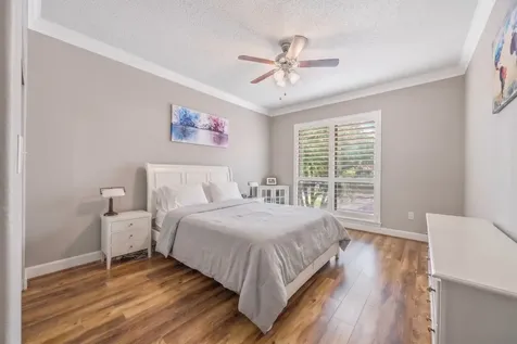2299 Lone Star Drive 327 Sugar Land TX 77479