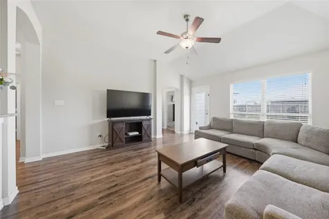 808 Mockingbird Street Navasota TX 77868