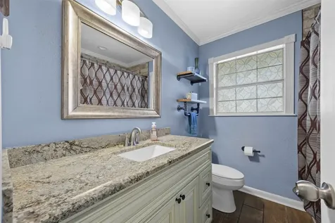 5874 Beldart Street Houston TX 77033