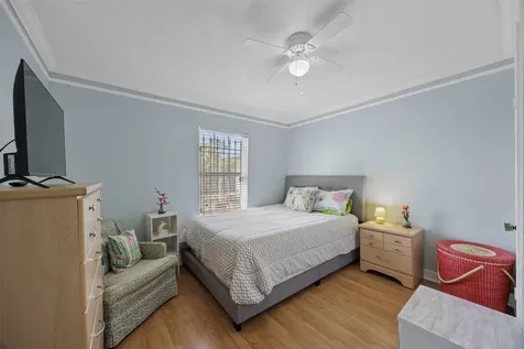 5874 Beldart Street Houston TX 77033