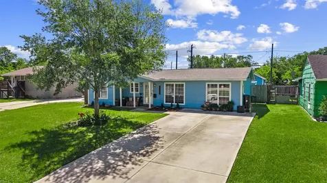 5874 Beldart Street Houston TX 77033