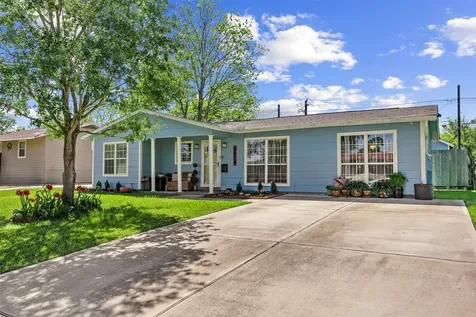 5874 Beldart Street Houston TX 77033