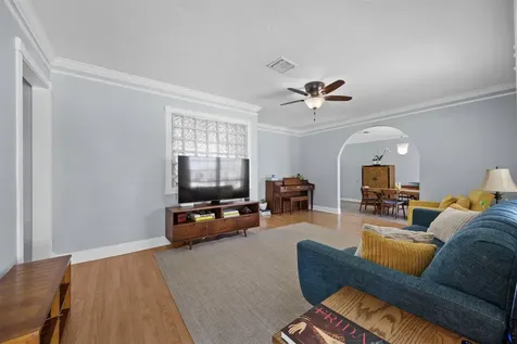 5874 Beldart Street Houston TX 77033