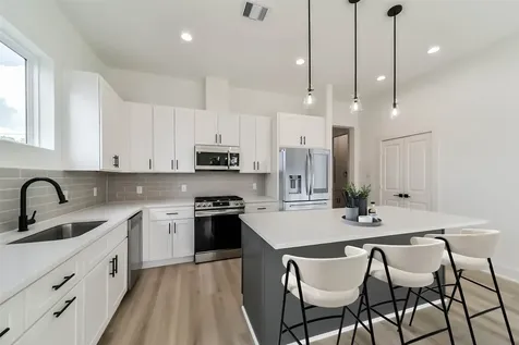 4430 Edmund Street Houston TX 77020
