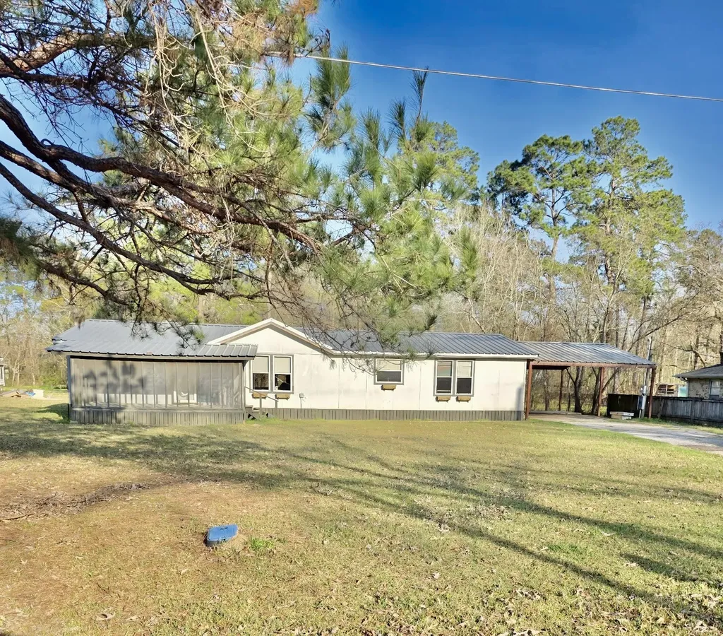 366 County Road 3182 Cleveland TX 77327