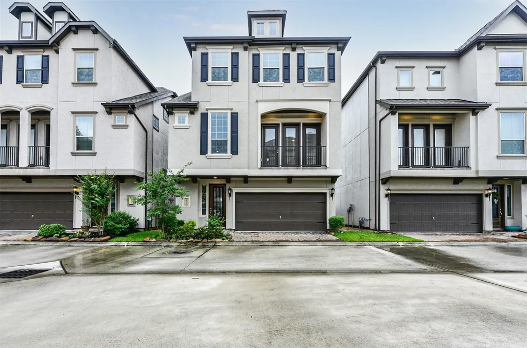 1504 Peyton Oaks Place Houston TX 77043