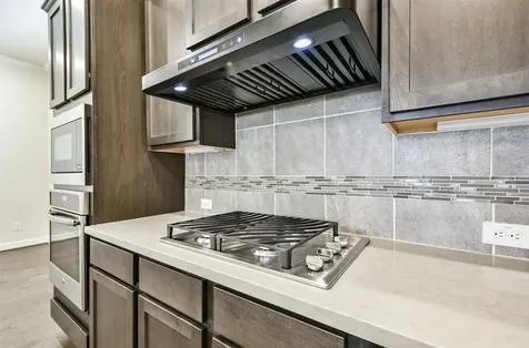 1504 Peyton Oaks Place Houston TX 77043
