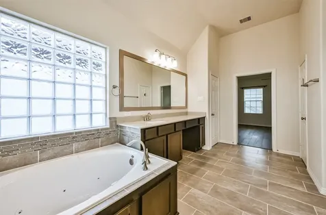1504 Peyton Oaks Place Houston TX 77043
