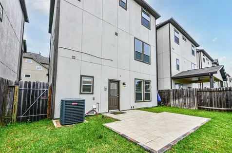 1504 Peyton Oaks Place Houston TX 77043