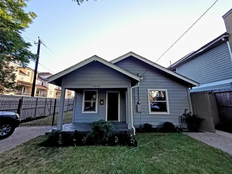 1501 Asbury Street Houston TX 77007