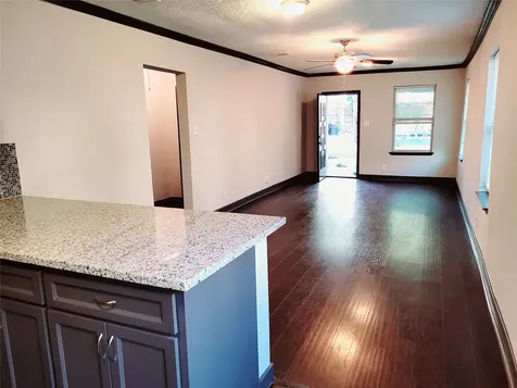 1501 Asbury Street Houston TX 77007
