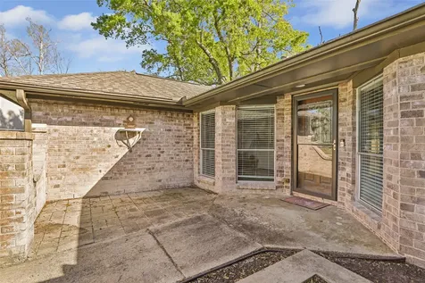 21203 Papoose Court Crosby TX 77532