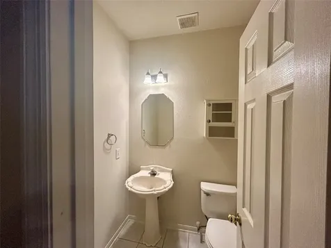 14 N Winterport Circle The Woodlands TX 77382