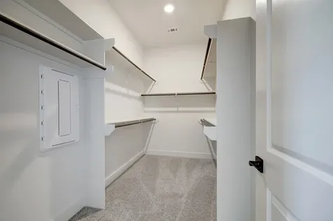 5242 Texas Street Houston TX 77011