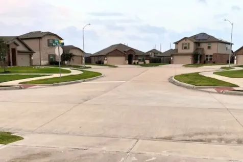 8310 Rose Petals Lane Rosharon TX 77583