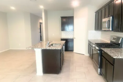 8310 Rose Petals Lane Rosharon TX 77583