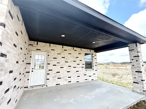 523 Road 5844 Cleveland TX 77327