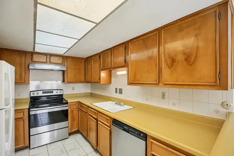 8379 La Roche Lane Houston TX 77036