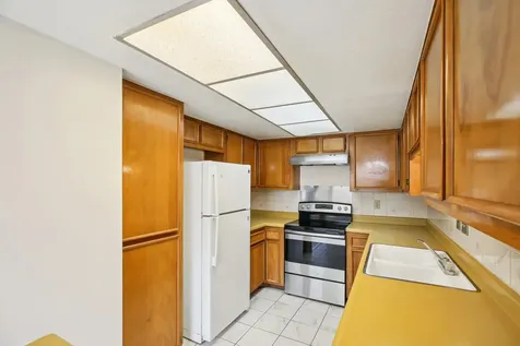 8379 La Roche Lane Houston TX 77036