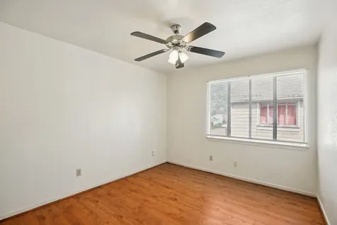 8379 La Roche Lane Houston TX 77036