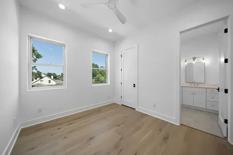 4009 Newshire Drive Houston TX 77025