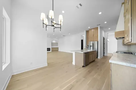 4009 Newshire Drive Houston TX 77025
