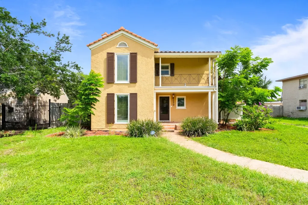 239 Indiana Avenue Corpus Christi TX 78404