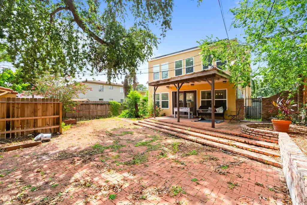 239 Indiana Avenue Corpus Christi TX 78404