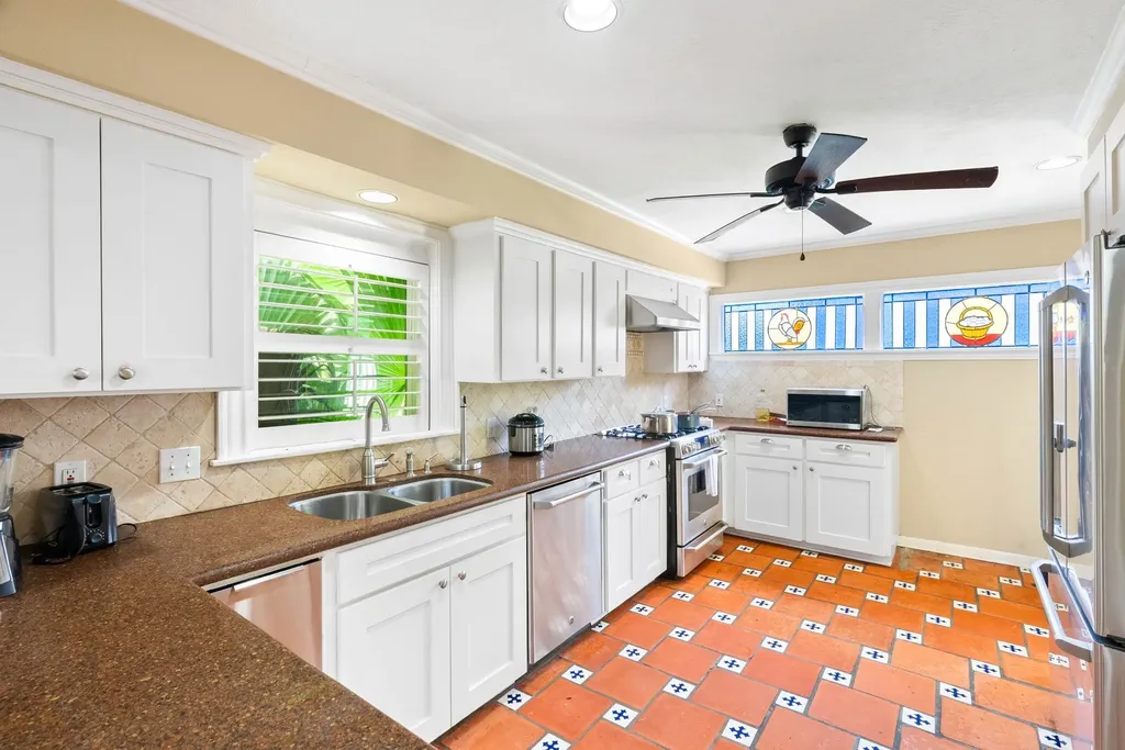 239 Indiana Avenue Corpus Christi TX 78404