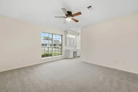 8022 Bayside Boulevard Beach City TX 77523