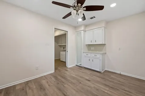 8022 Bayside Boulevard Beach City TX 77523
