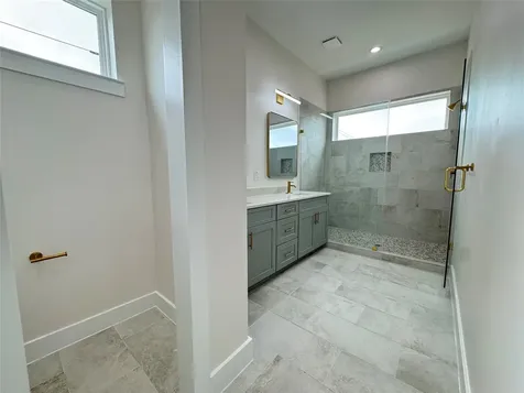 1307 71st Street A Houston TX 77011