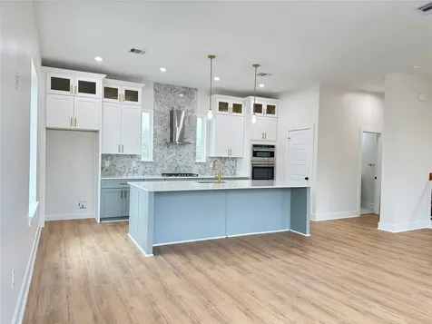 1307 71st Street A Houston TX 77011