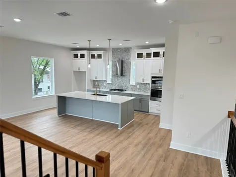 1307 71st Street A Houston TX 77011