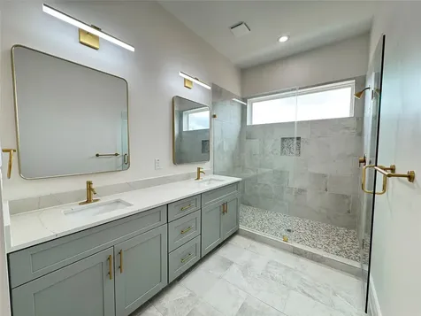 1307 71st Street A Houston TX 77011