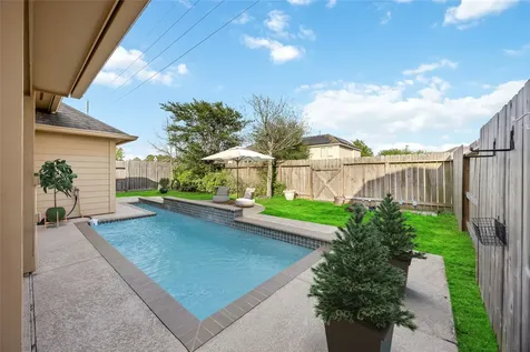 10910 Brighton Gardens Drive Richmond TX 77406
