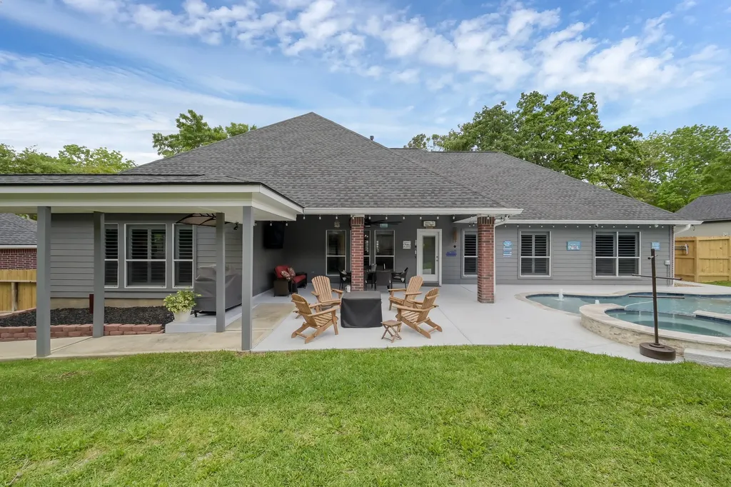 13422 Hidden Valley Drive Montgomery TX 77356