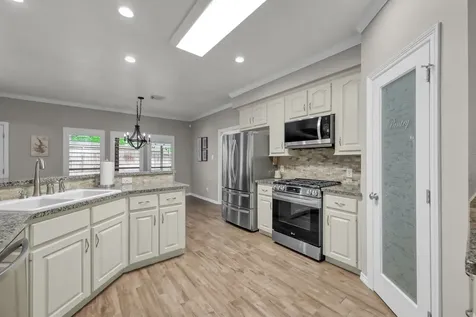 13422 Hidden Valley Drive Montgomery TX 77356