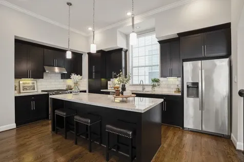 1032 W 26th Street D Houston TX 77008