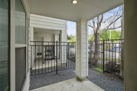 1032 W 26th Street D Houston TX 77008