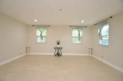 5834 Ludington Drive Houston TX 77035