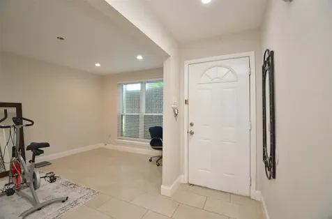 5834 Ludington Drive Houston TX 77035