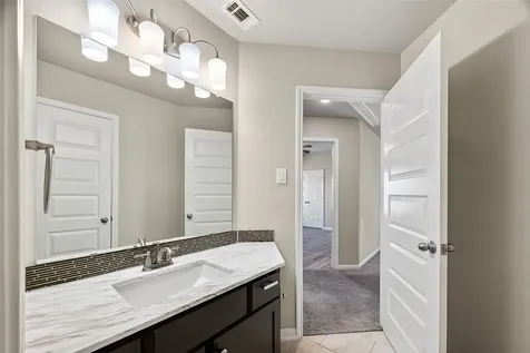 2608 Yaletzi Lane League City TX 77573