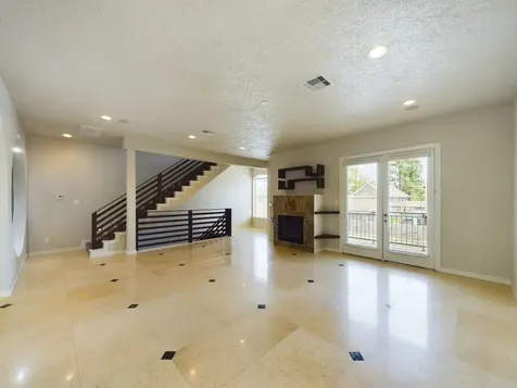 2611 Lawrence Street Houston TX 77008