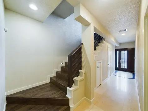 2611 Lawrence Street Houston TX 77008