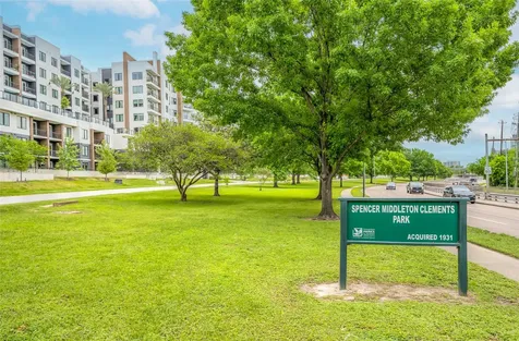 5222 Memorial Drive 5222 Houston TX 77007