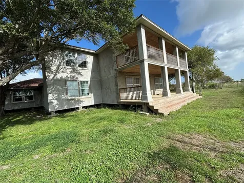 7411 County Road 2455 Sinton TX 78387