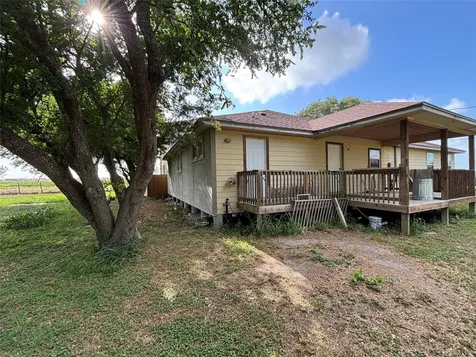 7411 County Road 2455 Sinton TX 78387